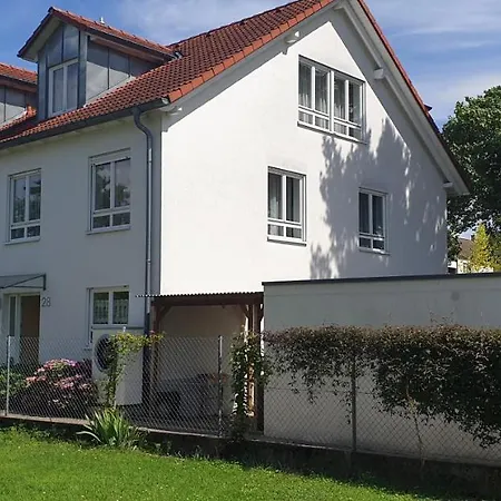 Marina Semesterbostad Weil am Rhein